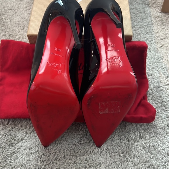 Christian Louboutin So Kate - Picture 2 of 4